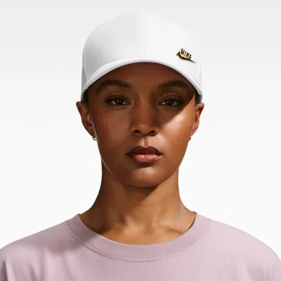 Nike Unisex Dri-fit Club Structured Metal Logo Cap In White