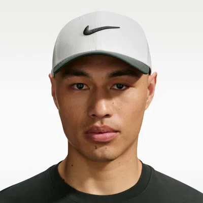 Nike Unisex Dri-fit Club Structured Swoosh Cap In Gray