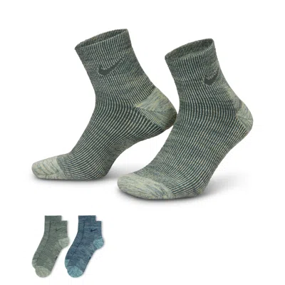 Nike Unisex Everyday Cushioned Ankle Socks (2 Pair) In Gray