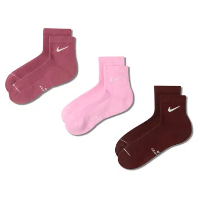 Nike Unisex Everyday Elevated Ankle Socks (3 Pairs) In Pink