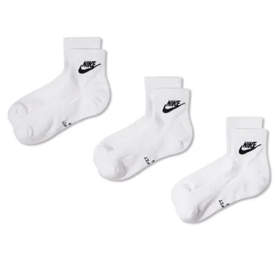 Nike Unisex Everyday Elevated Ankle Socks (3 Pairs) In White