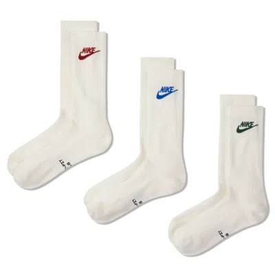 Nike Unisex Everyday Elevated Crew Socks (3 Pairs) In Metallic