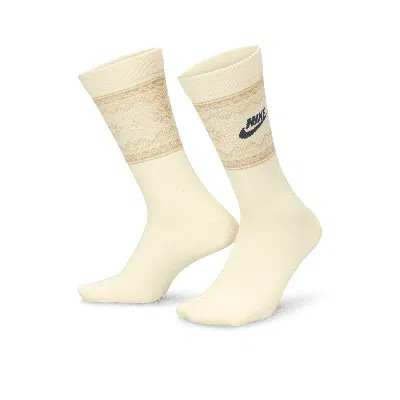 Nike Unisex Everyday Essentials Fair Isle Crew Socks (1 Pair) In White