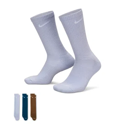 Nike Unisex Everyday Plus Cushioned Training Crew Socks (3 Pairs)