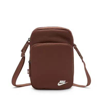 Nike Unisex Heritage Crossbody Bag (4l) In Brown