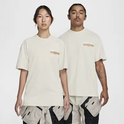 Nike Unisex Ispa T-shirt In Beige