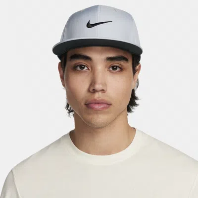Nike Unisex  Pro Structured Round Bill Cap In Grey