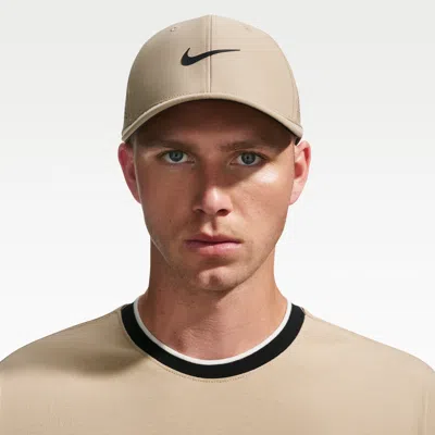 Nike Unisex Rise Dri-fit Adv Swooshflex Structured Golf Cap In Brown