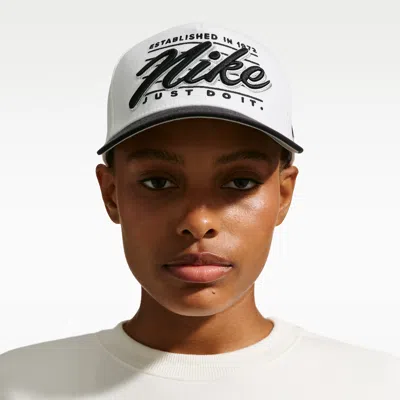 Nike Unisex Rise Structured A-frame Cap In White
