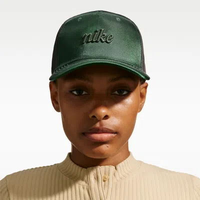 Nike Unisex Rise Structured Premium Trucker Cap In Green