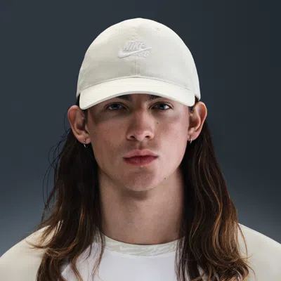 Nike Unisex  Sb Club Unstructured Skate Cap In Grey