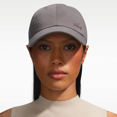 Nike Unisex Skims Cap In Brown