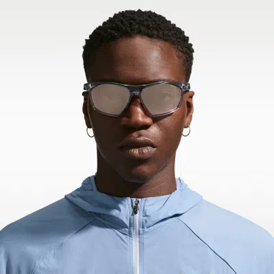 Nike Unisex Windtrack Heat Road Tint In Gray