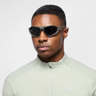 Nike Unisex Zeus Rise Sunglasses In Black