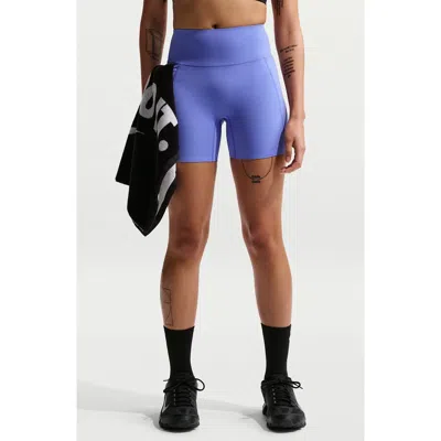 Nike Universa Medium-support High-waisted 5-inch Pocket Biker Shorts In Blue