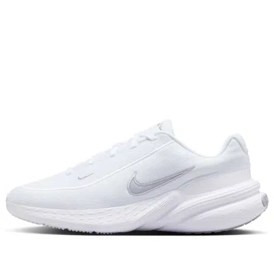 Nike Uplift Sc Sneakers In White