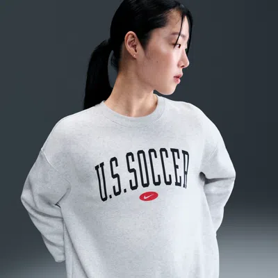 Nike Usa Phoenix Fleece  Women's Soccer Oversized Crew-neck Sweatshirt