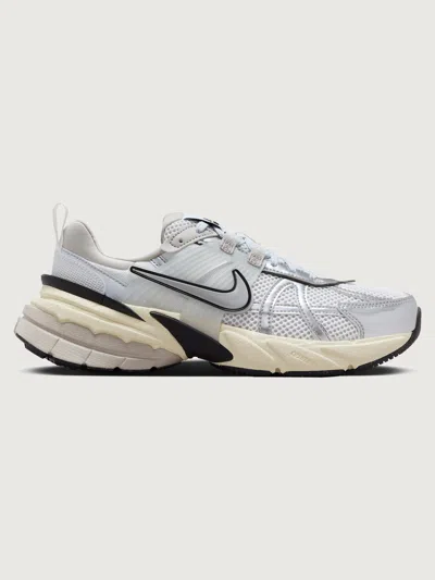 NIKE V2K RUN
