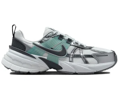 Pre-owned Nike V2k Run Dark Obsidion (women's) Sneakers In Summit White/metallic Cool Grey/pure Platinum