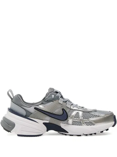 Nike V2k Run Metallic Mesh Low-top Sneakers