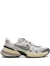Nike V2k Run Unisex Sneakers In White