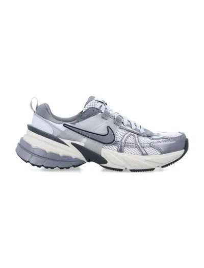 Nike V2k Run In Pure Platinum Metallic Cool Grey