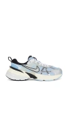 Nike V2k Run Sneakers In Blue