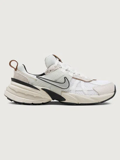 NIKE V2K RUN