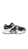 Nike Black V5 Rnr Sneakers In Black