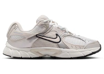 Pre-owned Nike V5 Rnr Light Orewood Brown Sneakers In Summit White/sail/black In Multi
