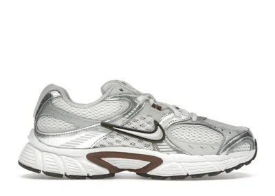 Pre-owned Nike V5 Rnr Light Orewood Brown (women's) Sneakers In Sail/fauna Brown/phantom