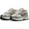 Nike V5 Rnr Sneaker In 104 Smtwht/ltowbr