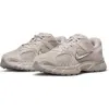 Nike V5 Rnr Sneaker In Multi