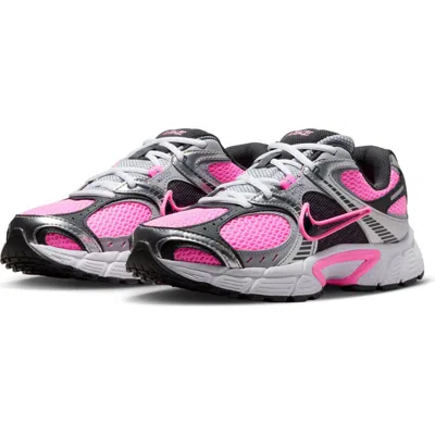 Nike V5 Rnr Sneaker In Animal Print