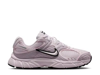 Nike V5 Rnr Sneaker In Purple