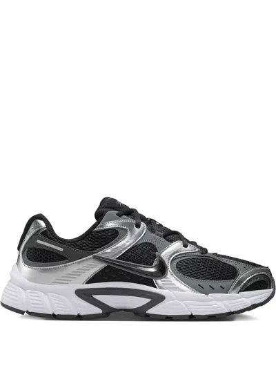 NIKE V5 RNR SNEAKERS