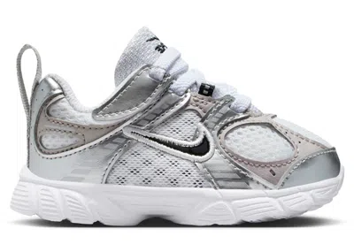 Pre-owned Nike V5 Rnr Sneakers In White/vast Grey/college Grey In Gray
