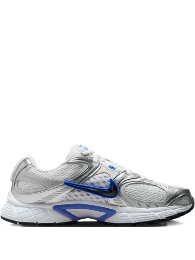 NIKE V5 RNR SNEAKERS