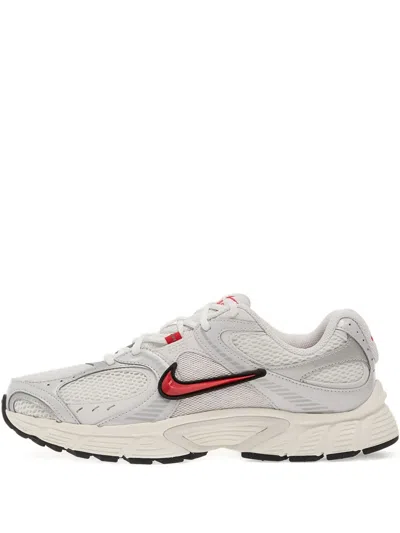 Nike V5 Rnr Sneakers In Gray