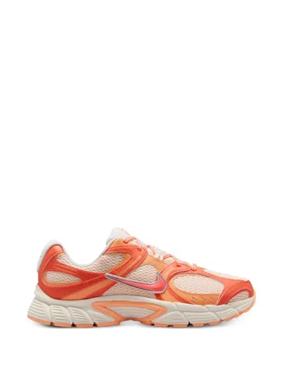Nike V5 Rnr Sneakers In Orange