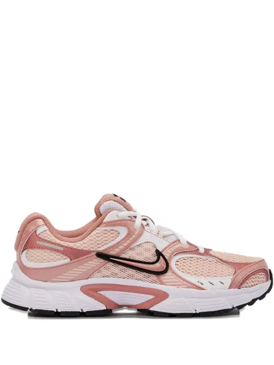 Nike V5 Rnr Sneakers In Pink