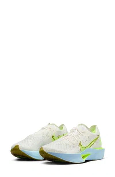 Nike Vaporfly 3 Racing Shoe