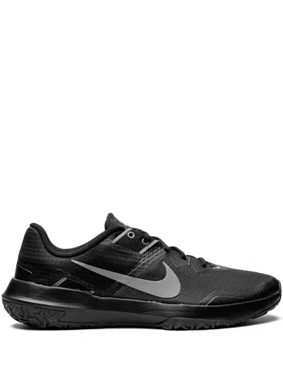 Nike Varsity Compete Tr 3 Sneakers In Grey