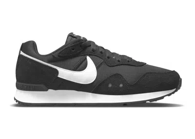 Pre-owned Nike Venture Runner Wide (women's) Sneakers In Black/white In Multi