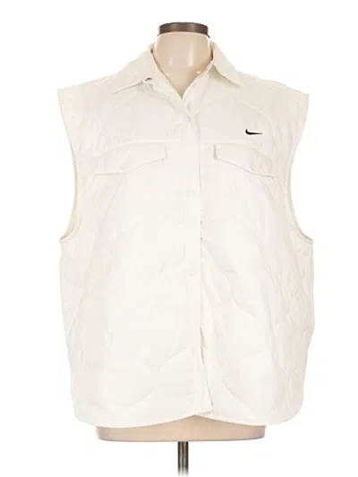 Pre-owned Nike Vest In Ivory
