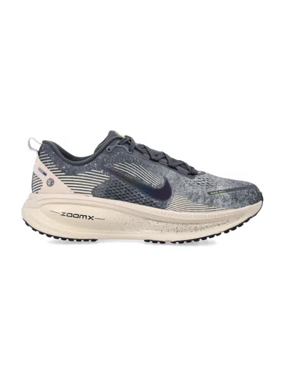 Nike Vomero 18 In Multi