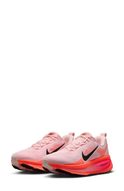 NIKE NIKE VOMERO 18 RUNNING SHOE
