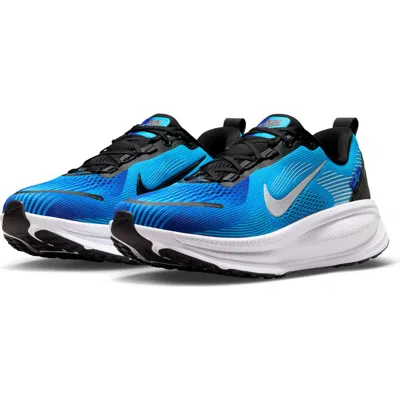 NIKE NIKE VOMERO 18 RUNNING SHOE