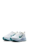 Nike Vomero 18 Running Shoe In White