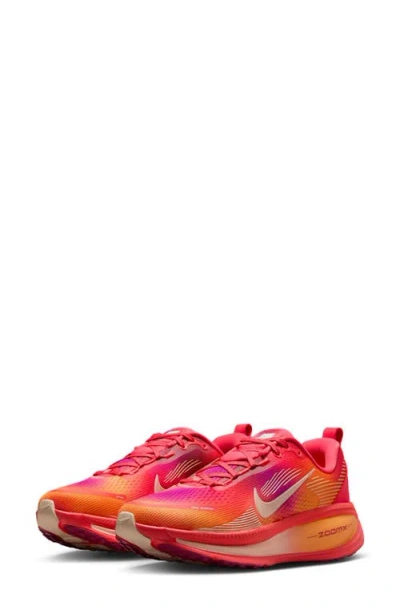 NIKE NIKE VOMERO 18 SE RUNNING SHOE
